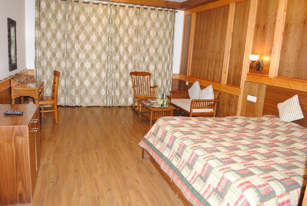 Vivaan The Sunrise Resort Манали Экстерьер фото
