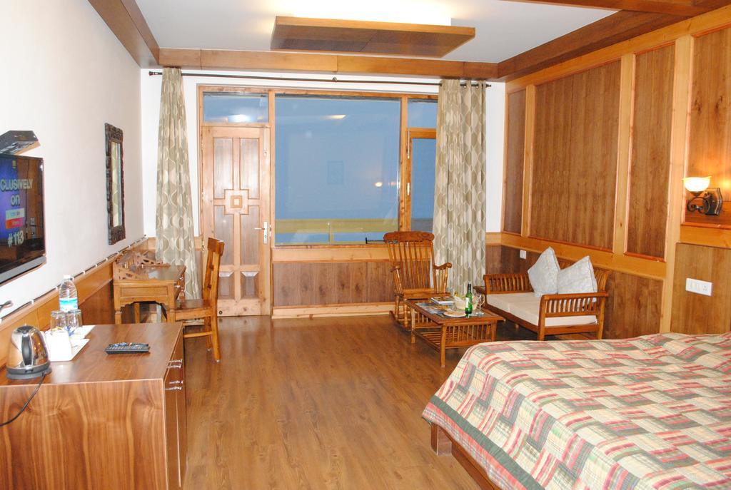 Vivaan The Sunrise Resort Манали Экстерьер фото