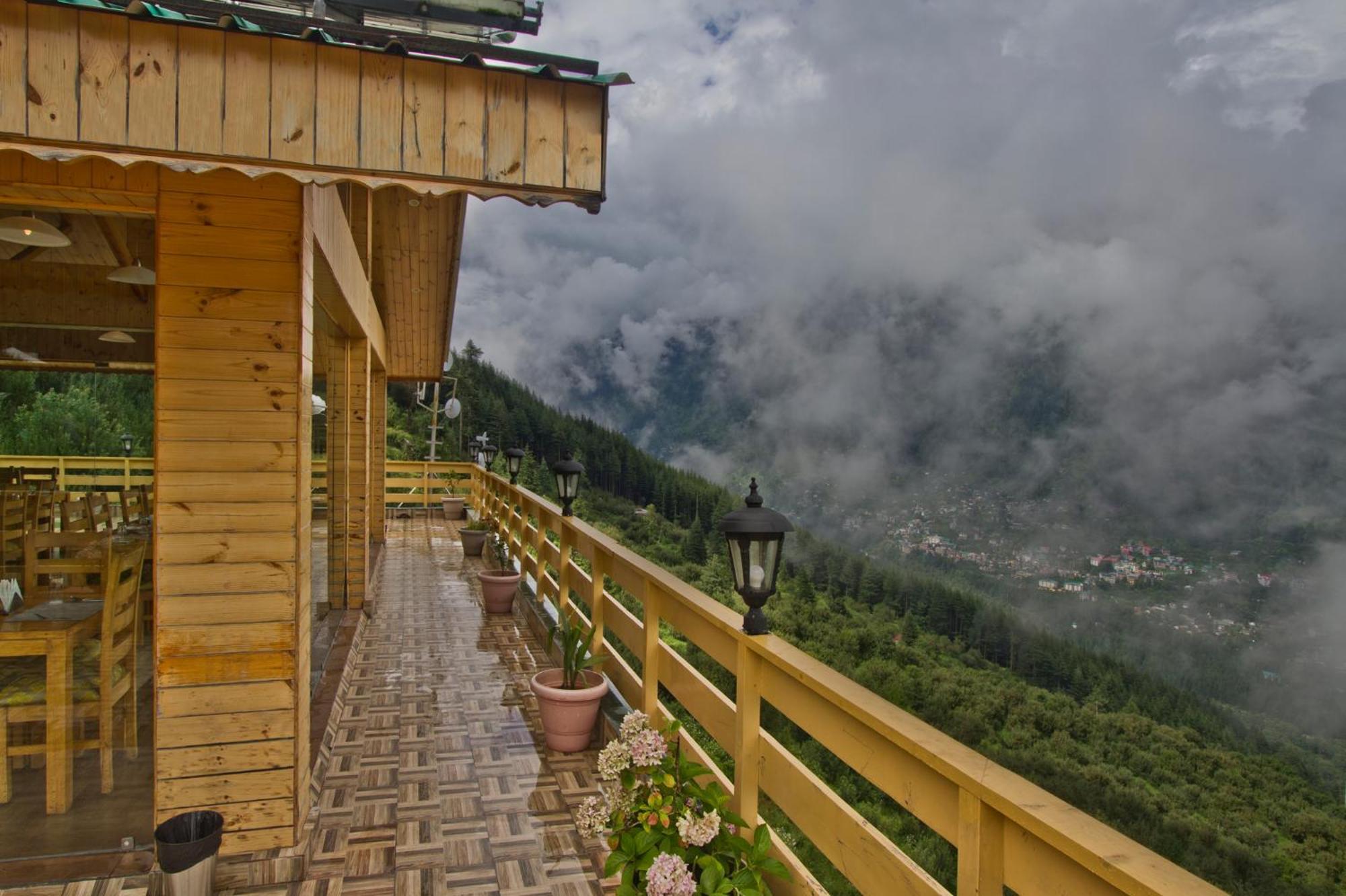 Vivaan The Sunrise Resort Манали Экстерьер фото