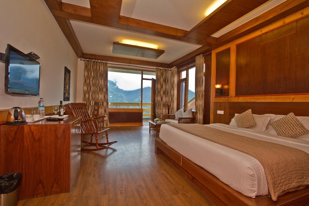 Vivaan The Sunrise Resort Манали Экстерьер фото