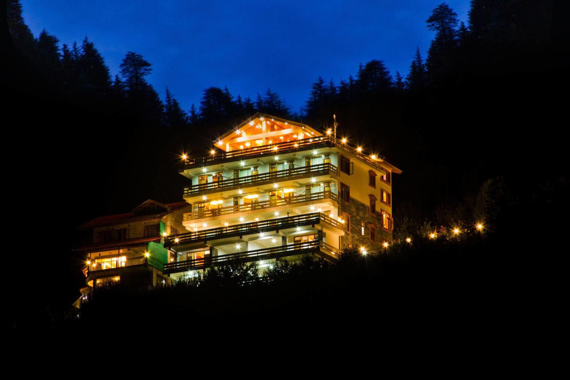 Vivaan The Sunrise Resort Манали Экстерьер фото